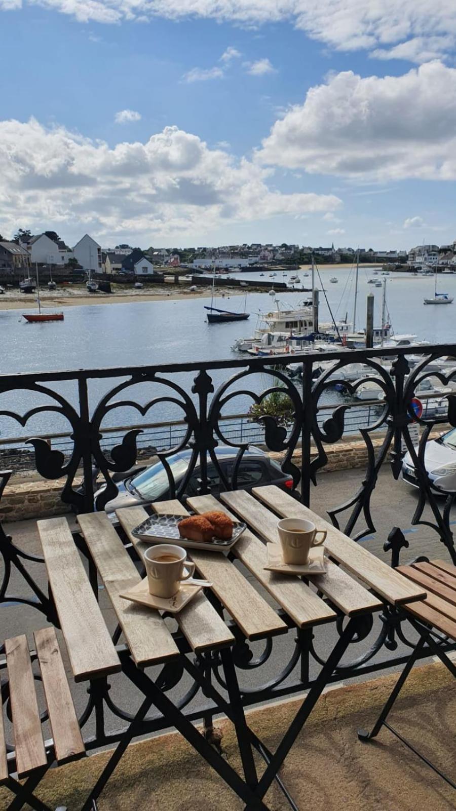 Anatoline Audierne Appart'Hotel Vue Mer - Sea & Harbor Stay エクステリア 写真