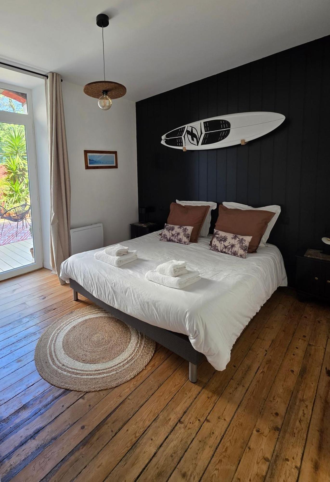 Anatoline Audierne Appart'Hotel Vue Mer - Sea & Harbor Stay エクステリア 写真